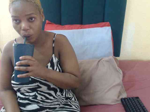 Fatassboodyxx webcam