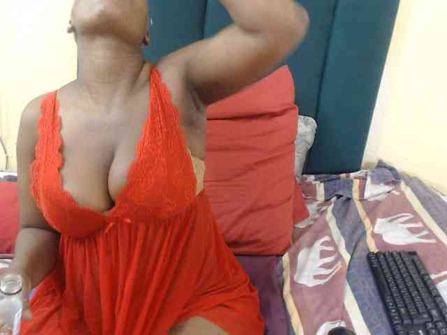 Fatassboodyxx webcam