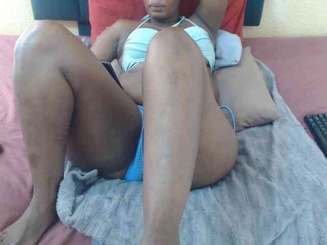 Fatassboodyxx webcam