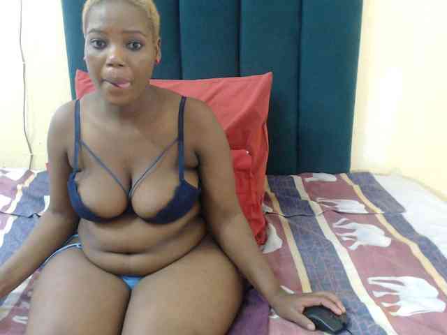 Fatassboodyxx webcam