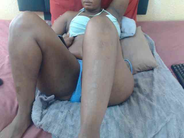 Fatassboodyxx webcam