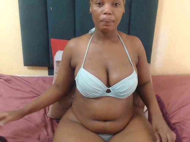 Fatassboodyxx webcam