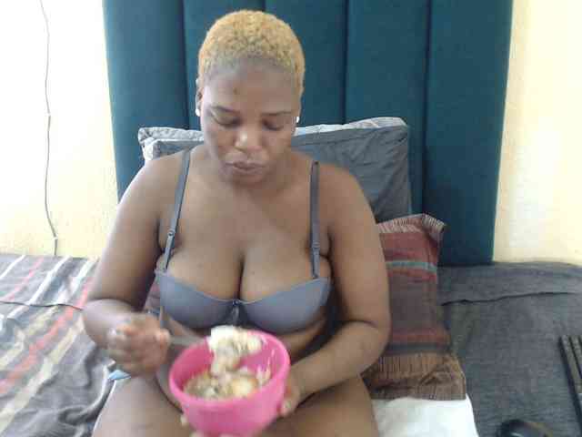 Fatassboodyxx