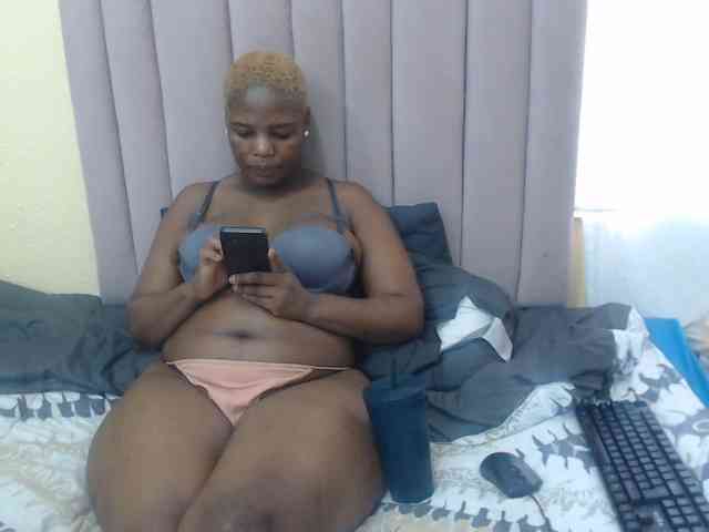 Fatassboodyxx