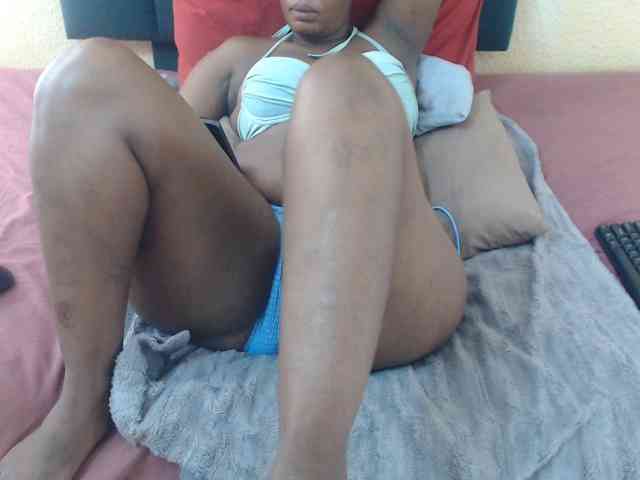 Fatassboodyxx webcam