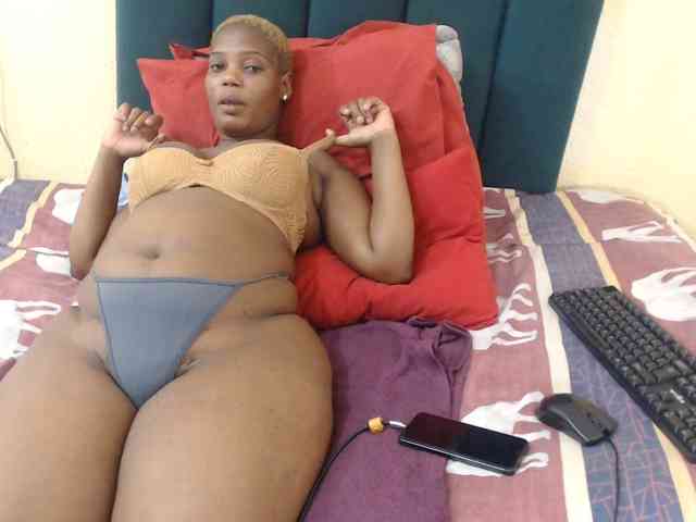Fatassboodyxx webcam