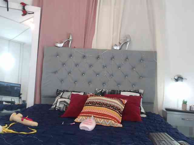 KarolLewys webcam