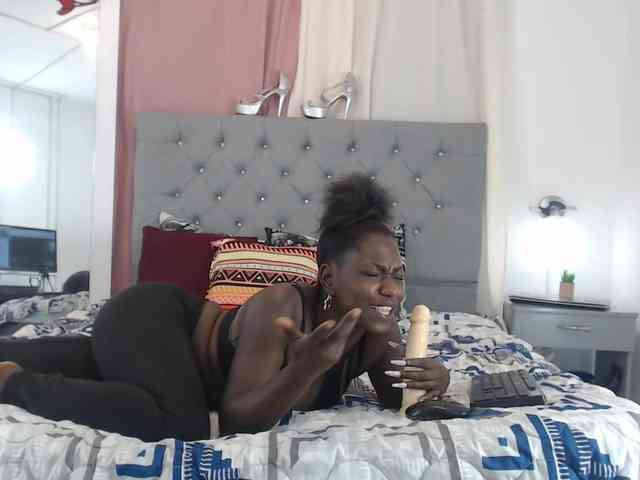 KarolLewys webcam