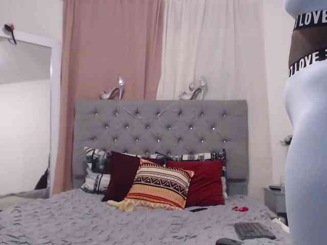 KarolLewys webcam