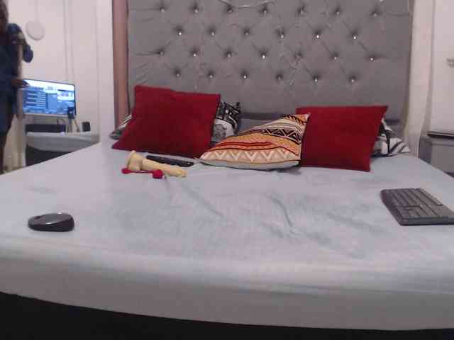 KarolLewys webcam