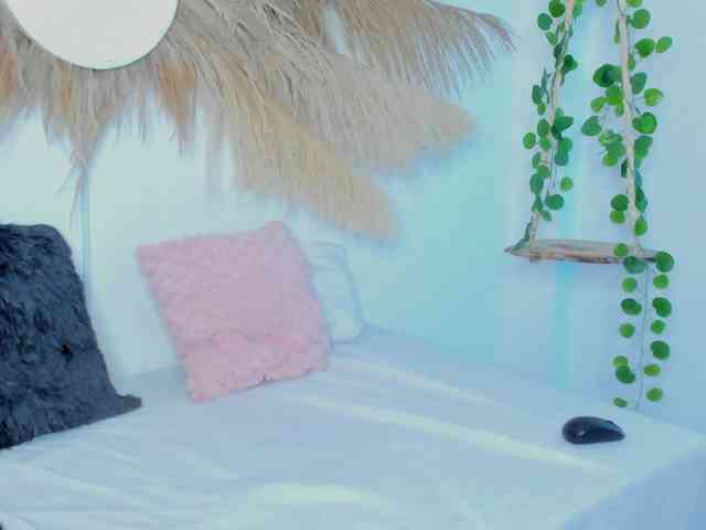 Aurora-queen webcam
