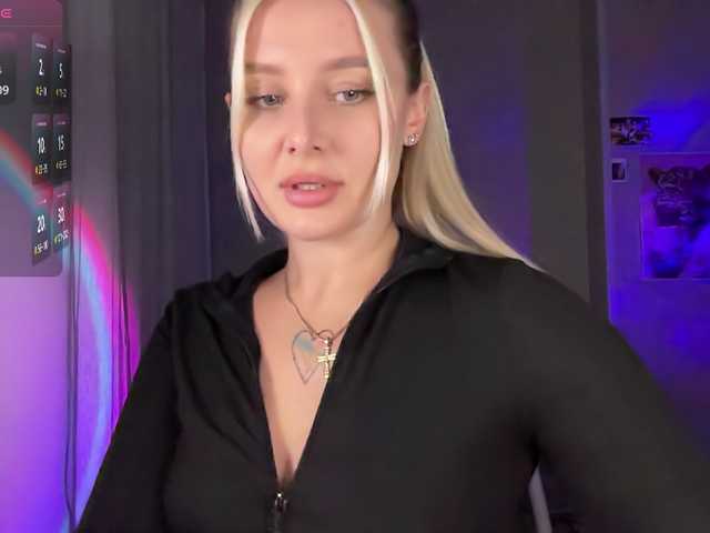 Alicemiumur's BongaCams show and profile