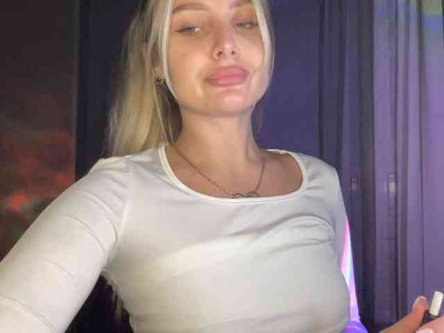 Alicemiumur webcam