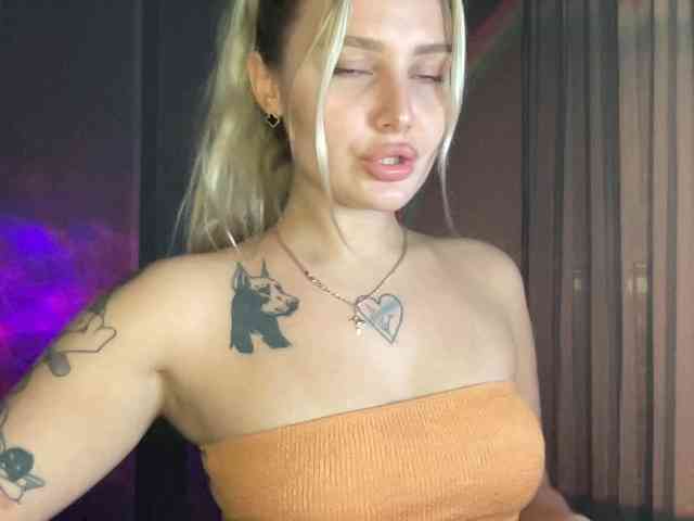 Alicemiumur webcam