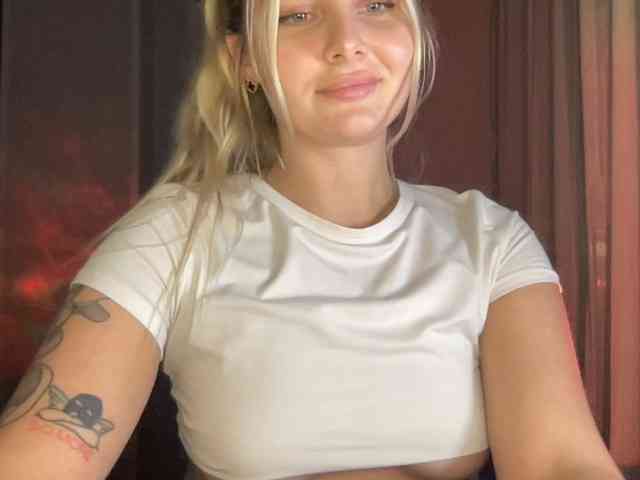 Alicemiumur webcam