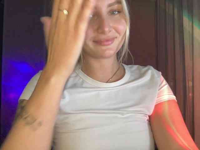 Alicemiumur webcam