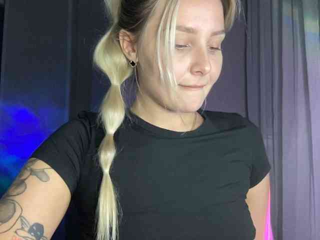 Alicemiumur webcam