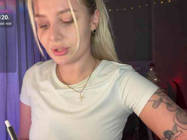 Alicemiumur webcam