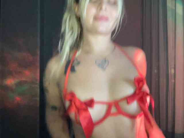 Alicemiumur webcam