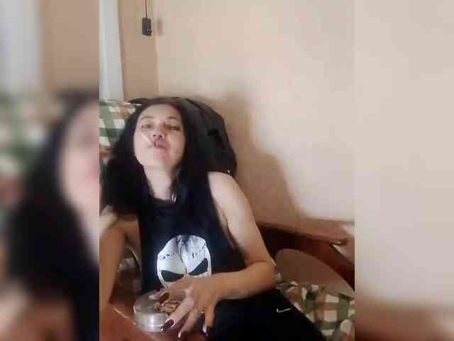Vitaminka0572 webcam