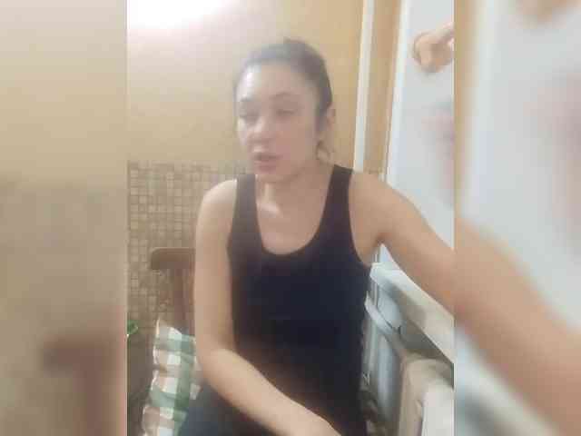 Vitaminka0572 bongacams