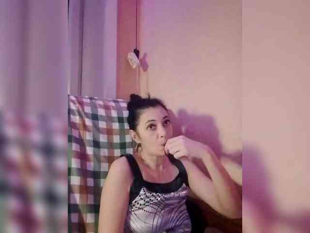 Vitaminka0572 webcam