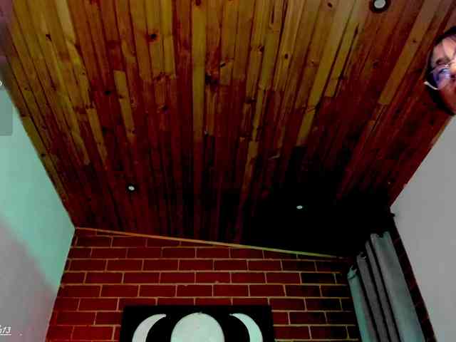 CurlyScarlett13 CurlyScarlett13