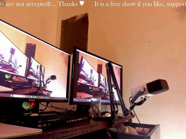 CurlyScarlett13 CurlyScarlett13