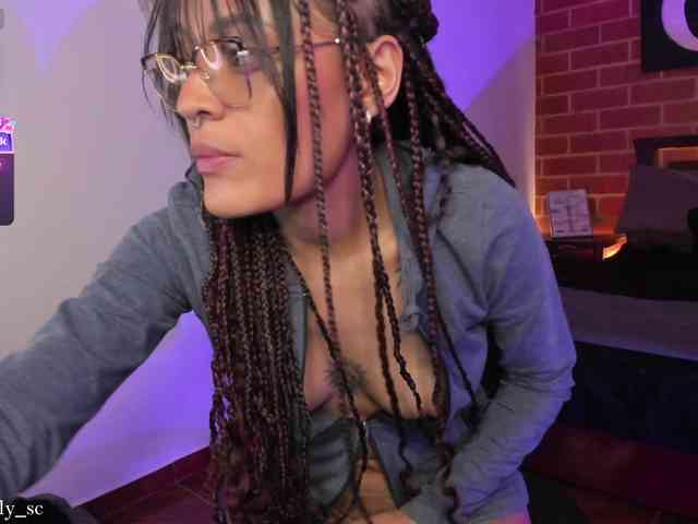 CurlyScarlett13 Live Webcam on BongaCams