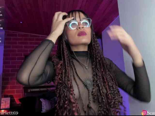 CurlyScarlett13 CurlyScarlett13