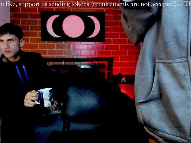 CurlyScarlett13 webcam