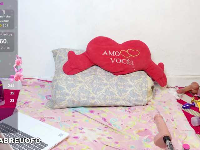 le modèle Geozinhaa est en webcam porno dans un show sur le site bongacams, il possède les tags suivants: Latino/Hispanic,Brunette,Shaved