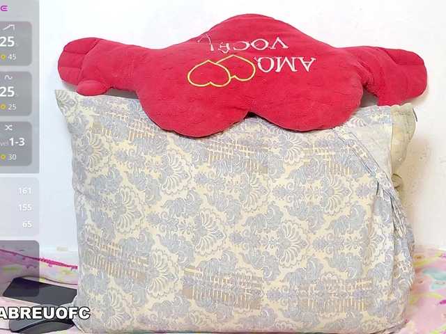 Geozinhaa's BongaCams show and profile