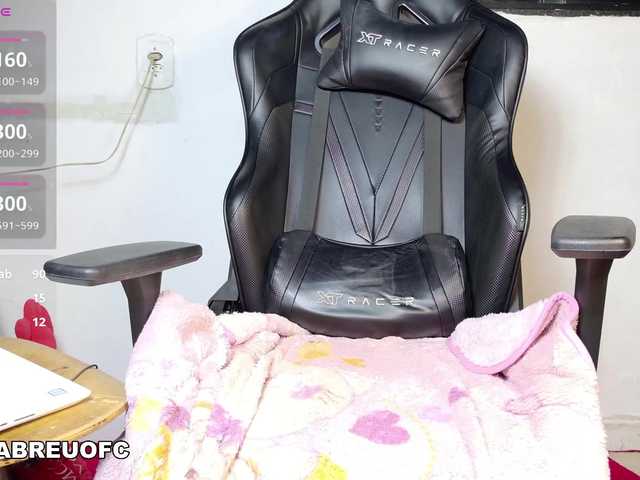 Geozinhaa's BongaCams show and profile