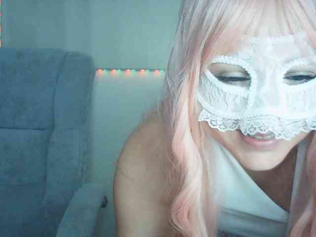 Amira-Xa Live Webcam on BongaCams