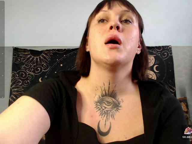 ivamayy Live Webcam on BongaCams