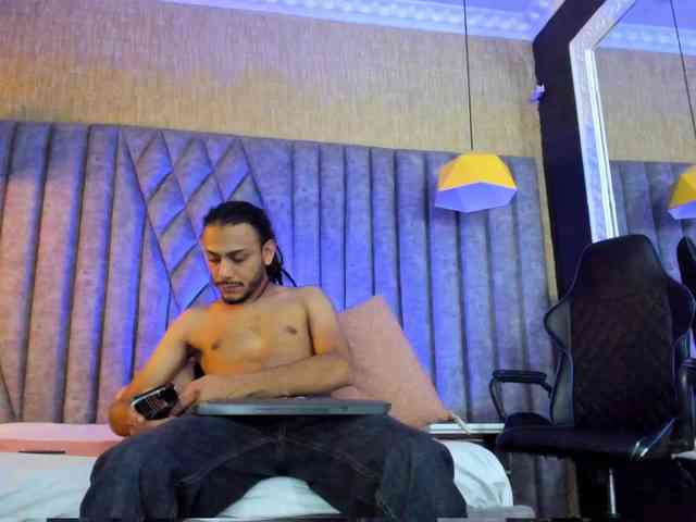 BossDominator
