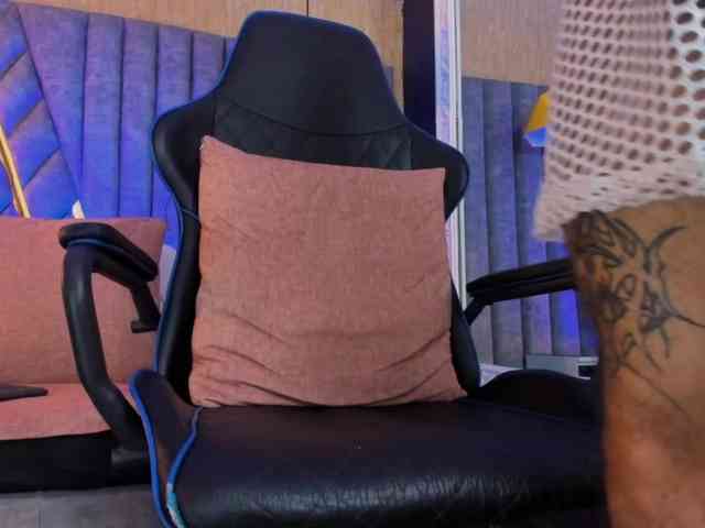 BossDominator