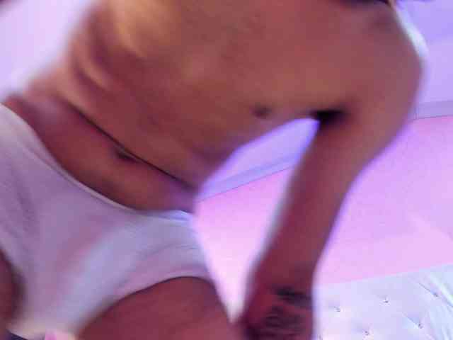 BossDominator Live Webcam on BongaCams