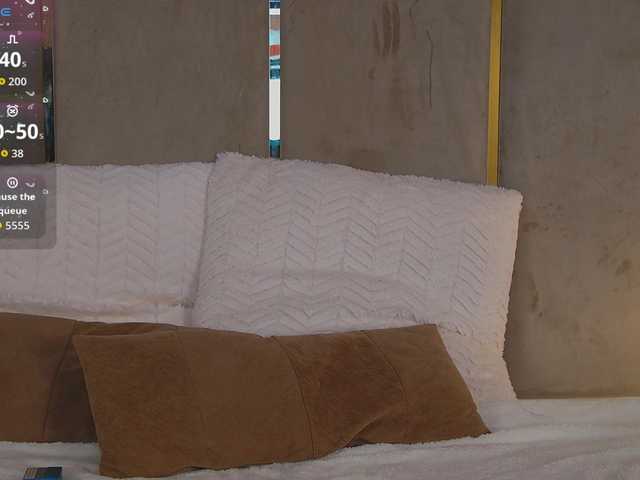 Sex chat gratuit in direct cu MadisonKroft pe BongaCams