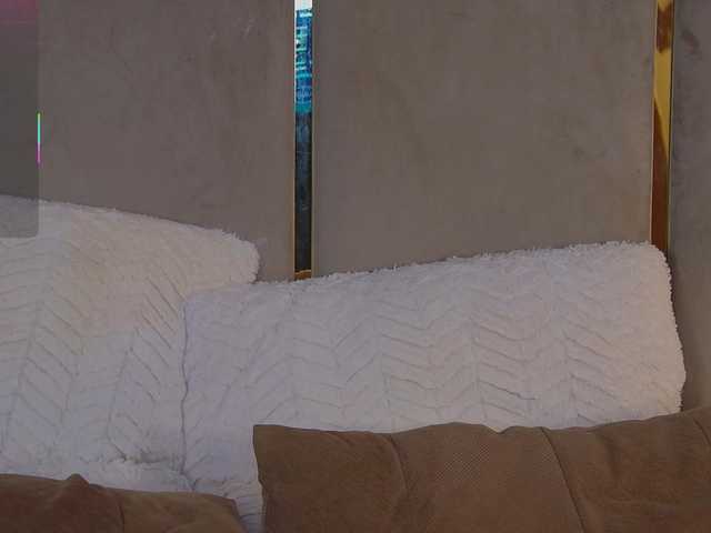 Sex chat gratuit in direct cu MadisonKroft pe BongaCams