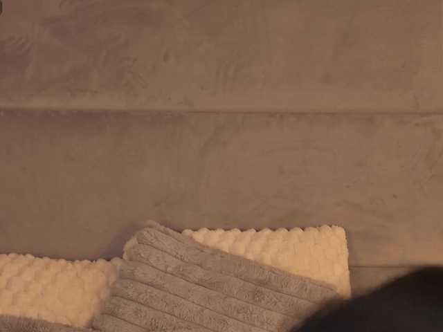 MadisonKroft's BongaCams show and profile