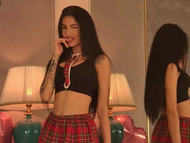 MadisonKroft's BongaCams show and profile