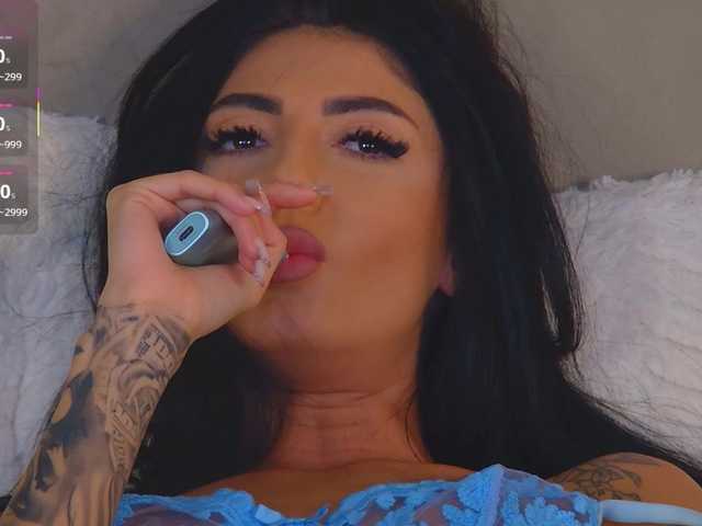 Sex chat gratuit in direct cu MadisonKroft pe BongaCams