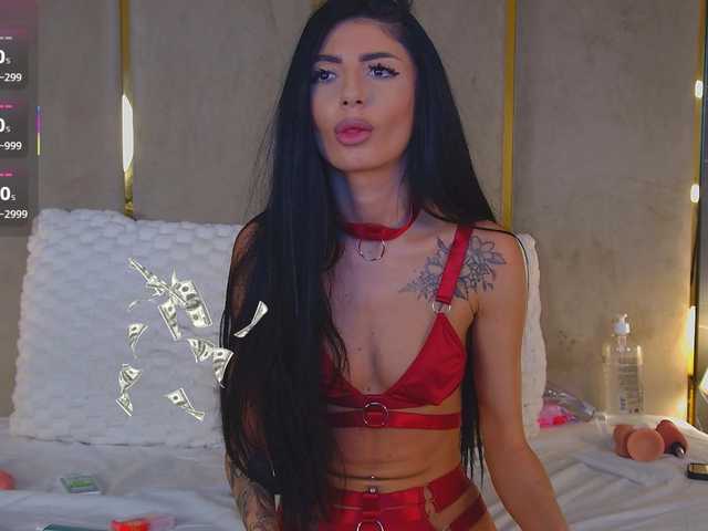 Sex chat gratuit in direct cu MadisonKroft pe BongaCams