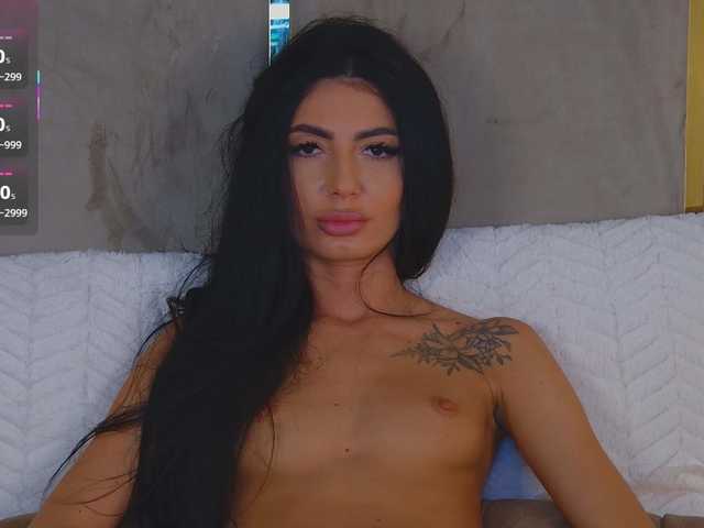 Sex chat gratuit in direct cu MadisonKroft pe BongaCams