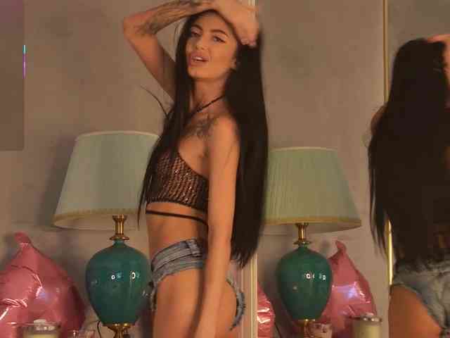 MadisonKroft MadisonKroft