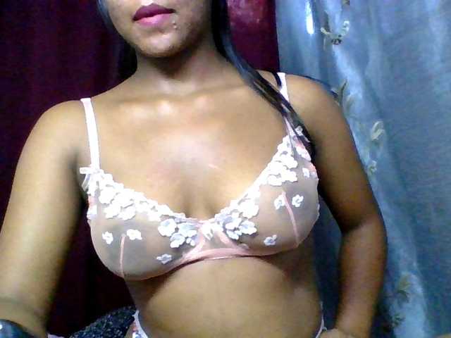 MariahRK's BongaCams show and profile