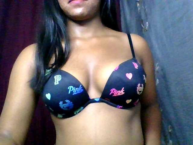 MariahRK's BongaCams show and profile