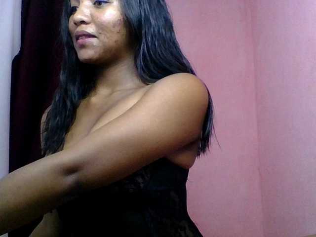 MariahRK's BongaCams show and profile